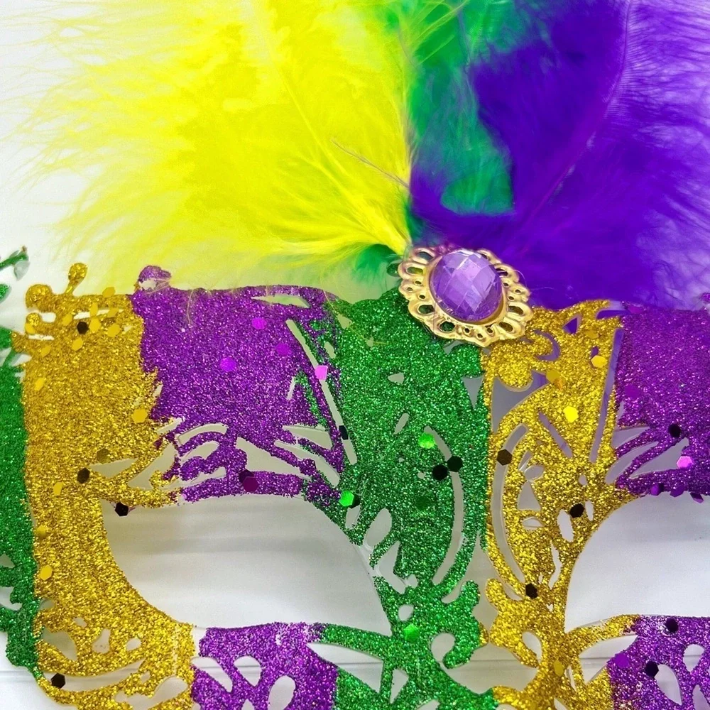 Sparkle & Shine: New Mardi Gras Masquerade Mask for Unforgettable Celebrations!